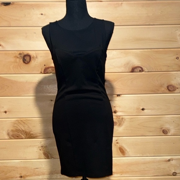 Forever 21 Dresses & Skirts - Forever 21 Black Sleeveless Mini Sheath Dress